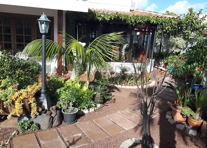 Apartamento Tranquilo En Una Casa Con Jardin